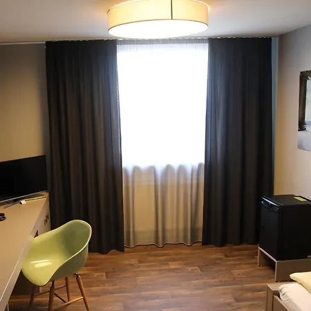 Boardinghousehotel Am Campus מלון דירות